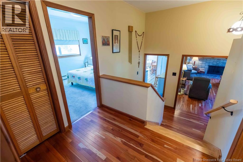3808 Loch Lomond Road - 16
