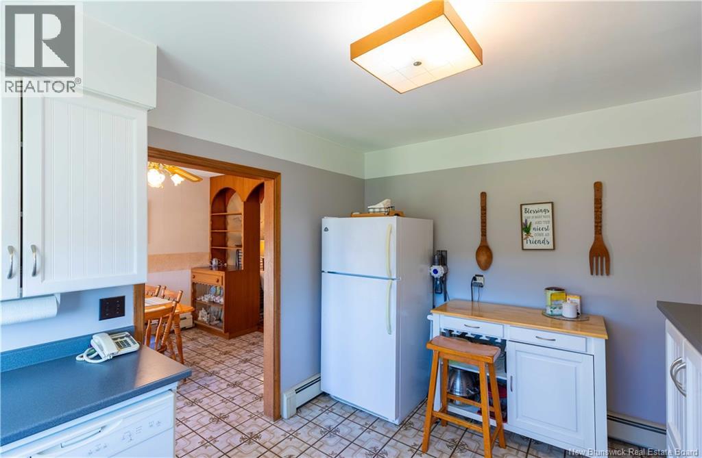 3808 Loch Lomond Road - 8