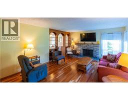 Foyer - 3808 Loch Lomond Road, Saint John, NB E2N1C4 Photo 12