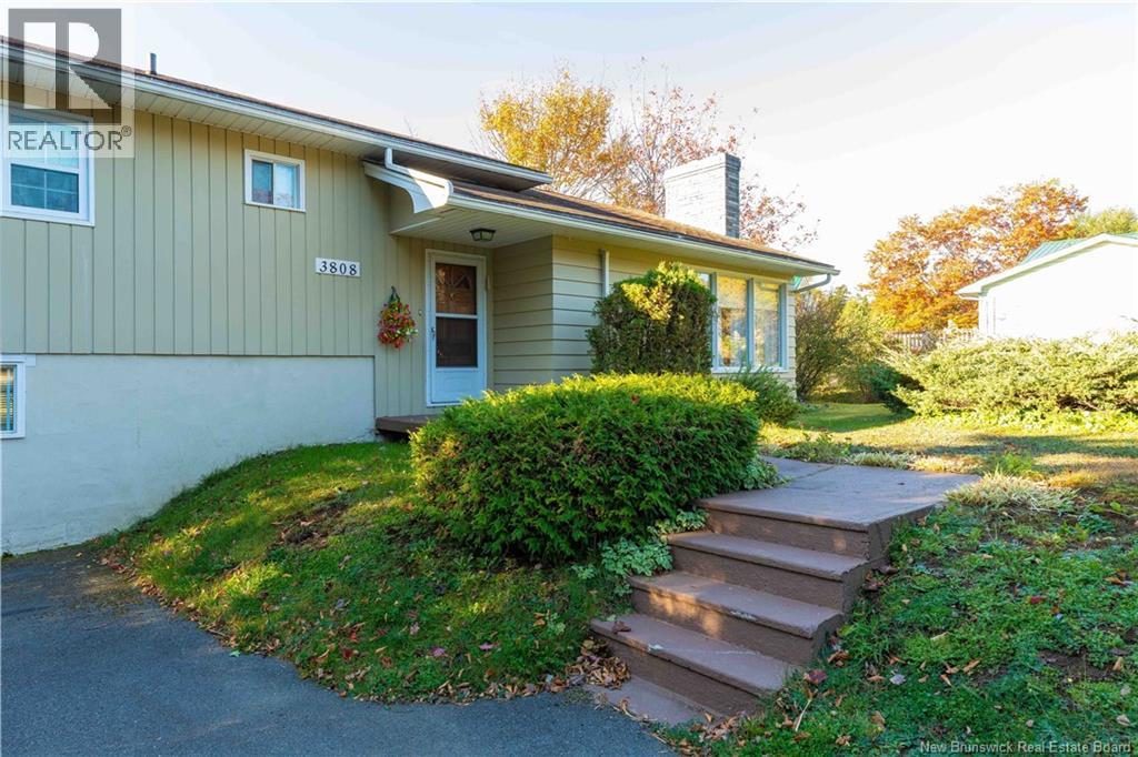 3808 Loch Lomond Road - 49