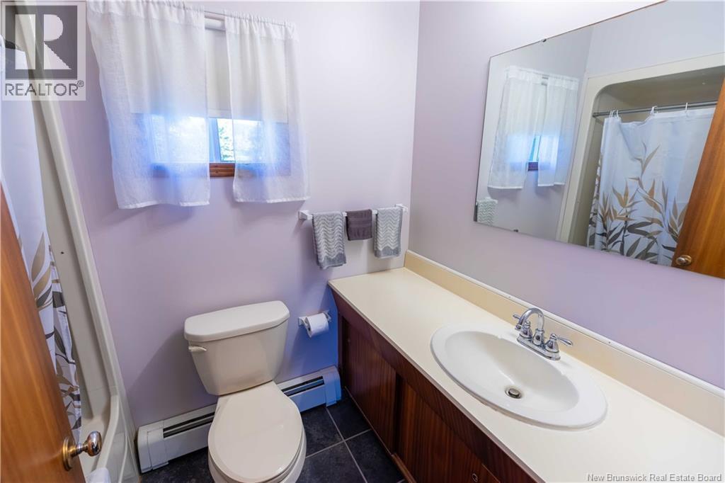 3808 Loch Lomond Road - 24