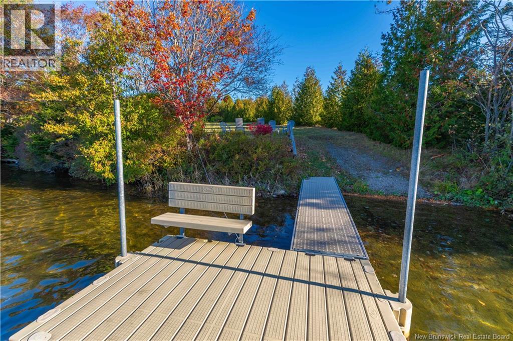 3808 Loch Lomond Road - 45