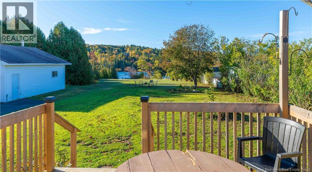 3808 Loch Lomond Road - 37