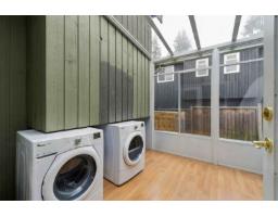 6671 Carncross Crescent, Delta, BC V4E1L5 Photo 12