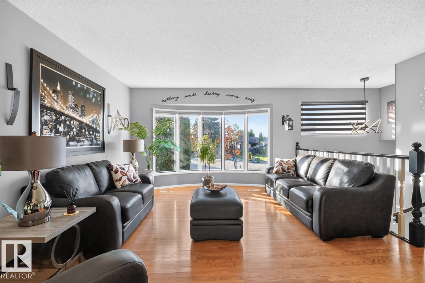 5502 48 Avenue, photo 4