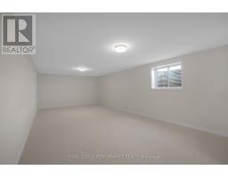 550 Paakanaak Avenue, Ottawa, ON K1X0J7 Photo 36
