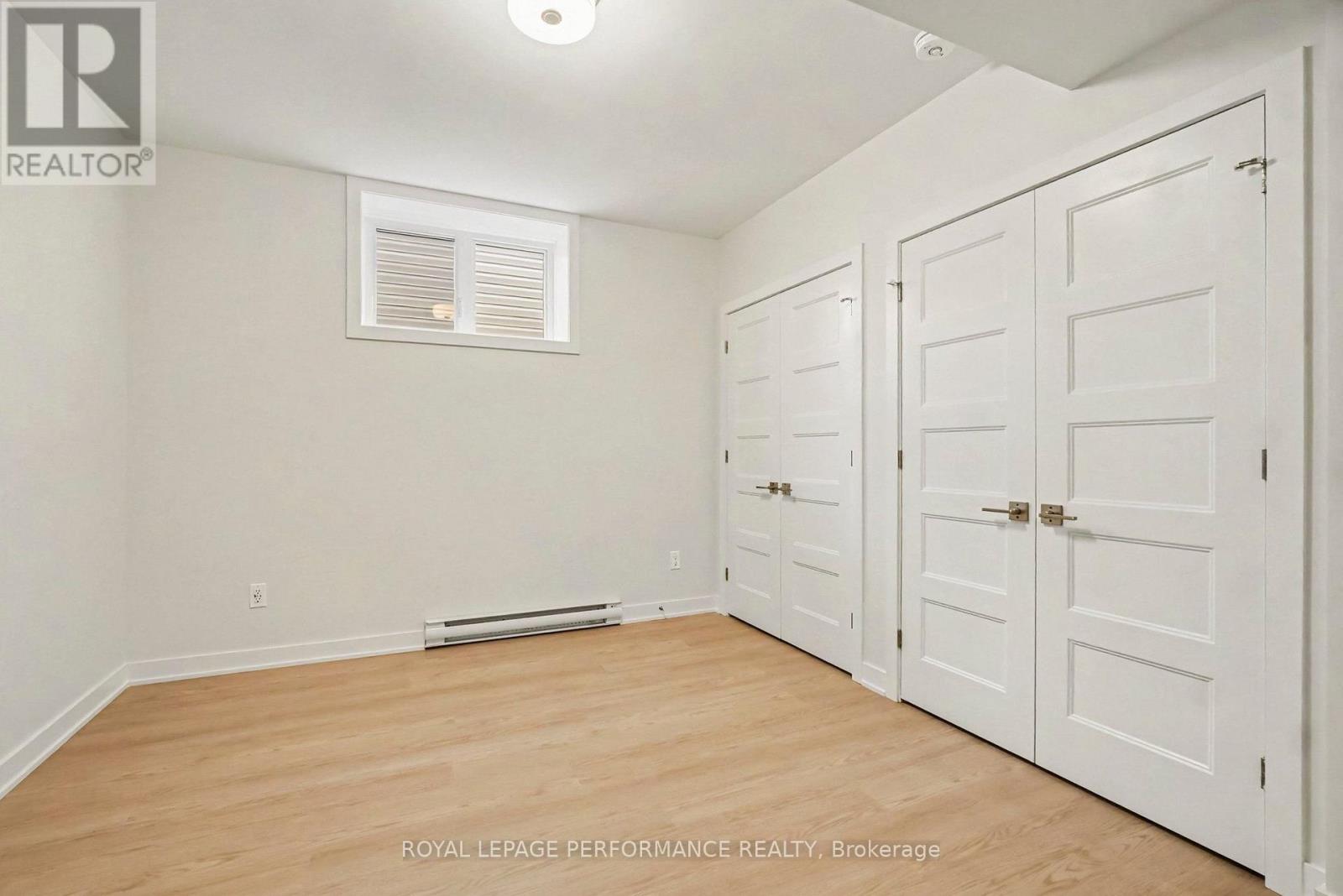 B - 275 SAM AVENUE, Russell — photo 10