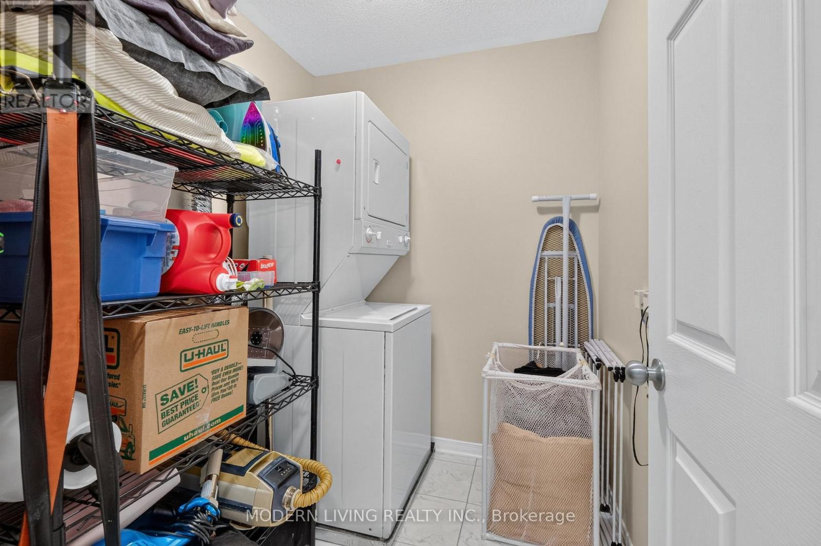 1082 REDTAIL PRIVATE - 27