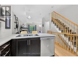 1082 Redtail Private, Ottawa, ON K1J0A9 Photo 12