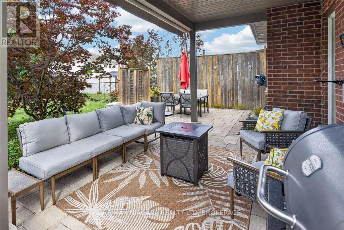 48 Falcon Drive — photo 15