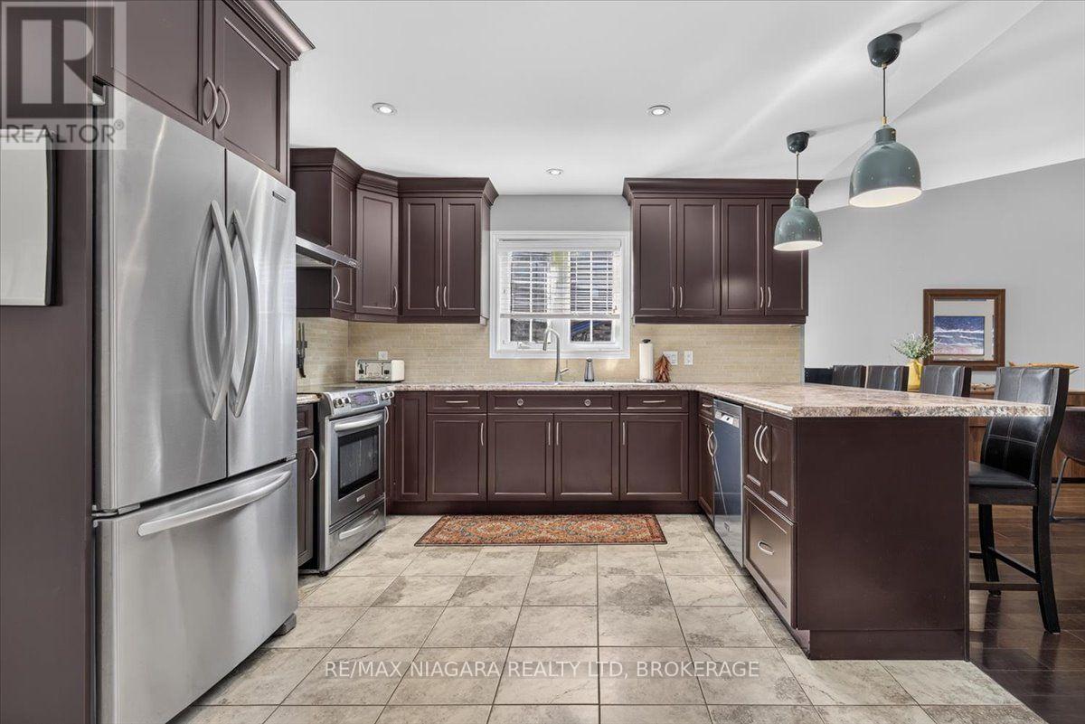 48 Falcon Drive — photo 21