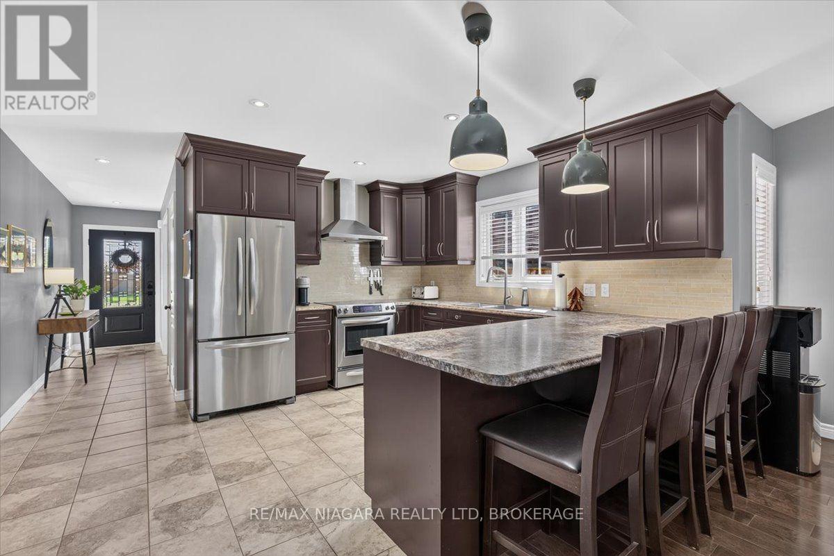 48 Falcon Drive — photo 22