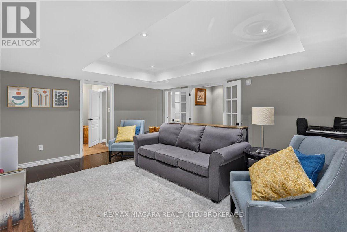 48 Falcon Drive — photo 37