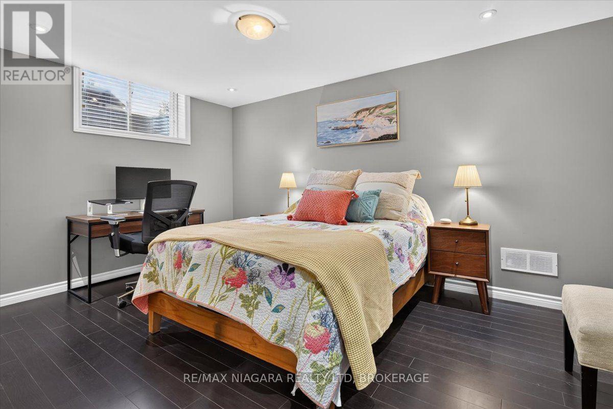 48 Falcon Drive — photo 42