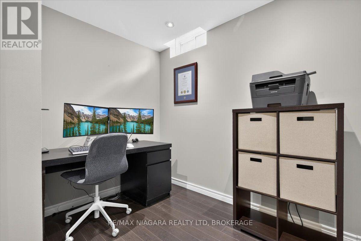 48 Falcon Drive — photo 44