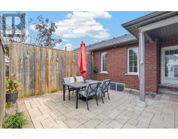 48 Falcon Drive, Welland, ON L3C0B2 Photo 12