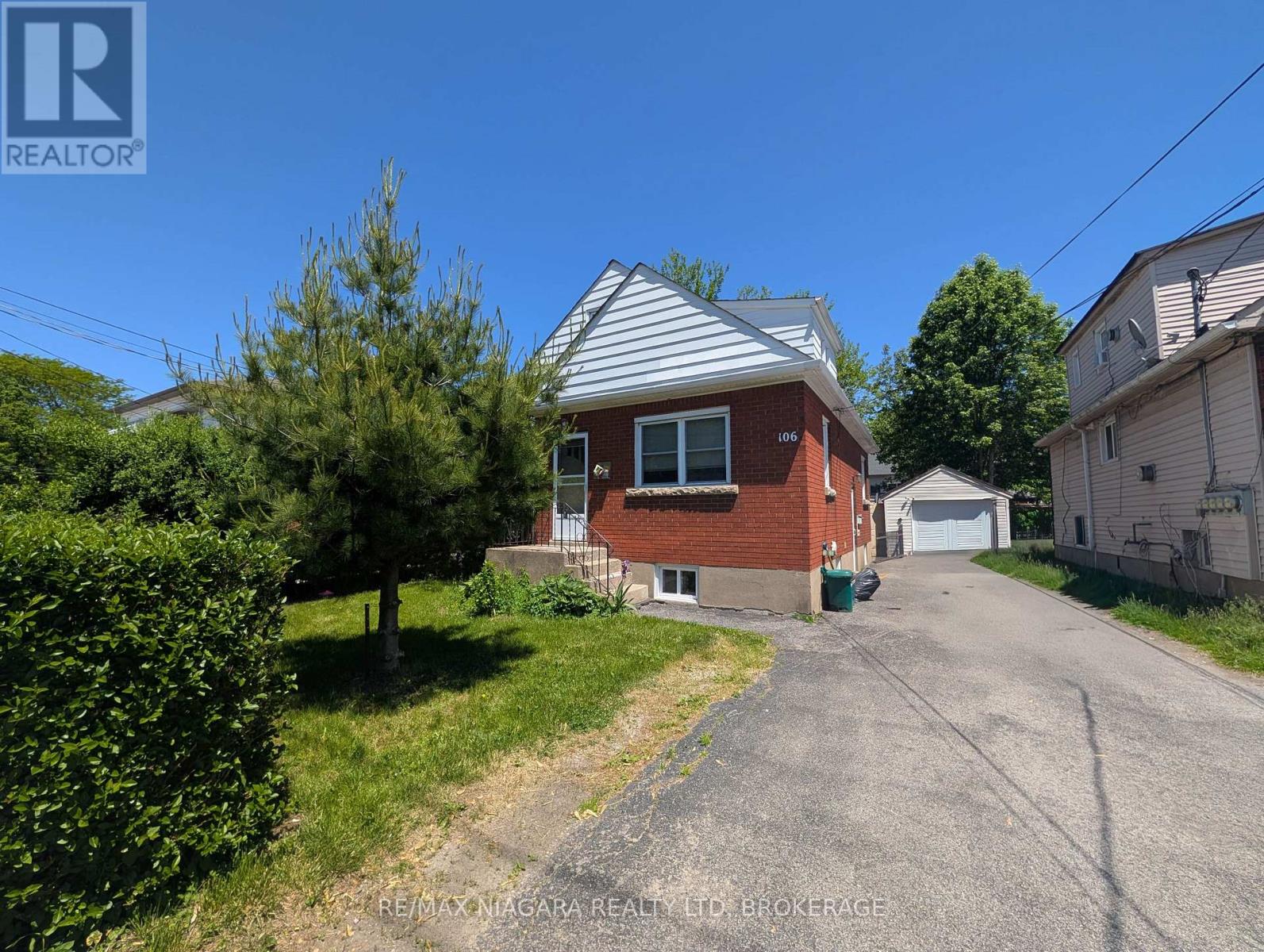 106 HAIG STREET, St. Catharines (Haig)