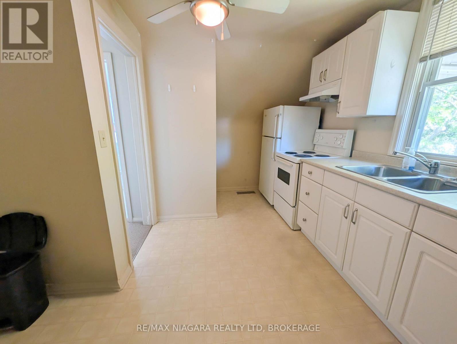 106 Haig Street — photo 16