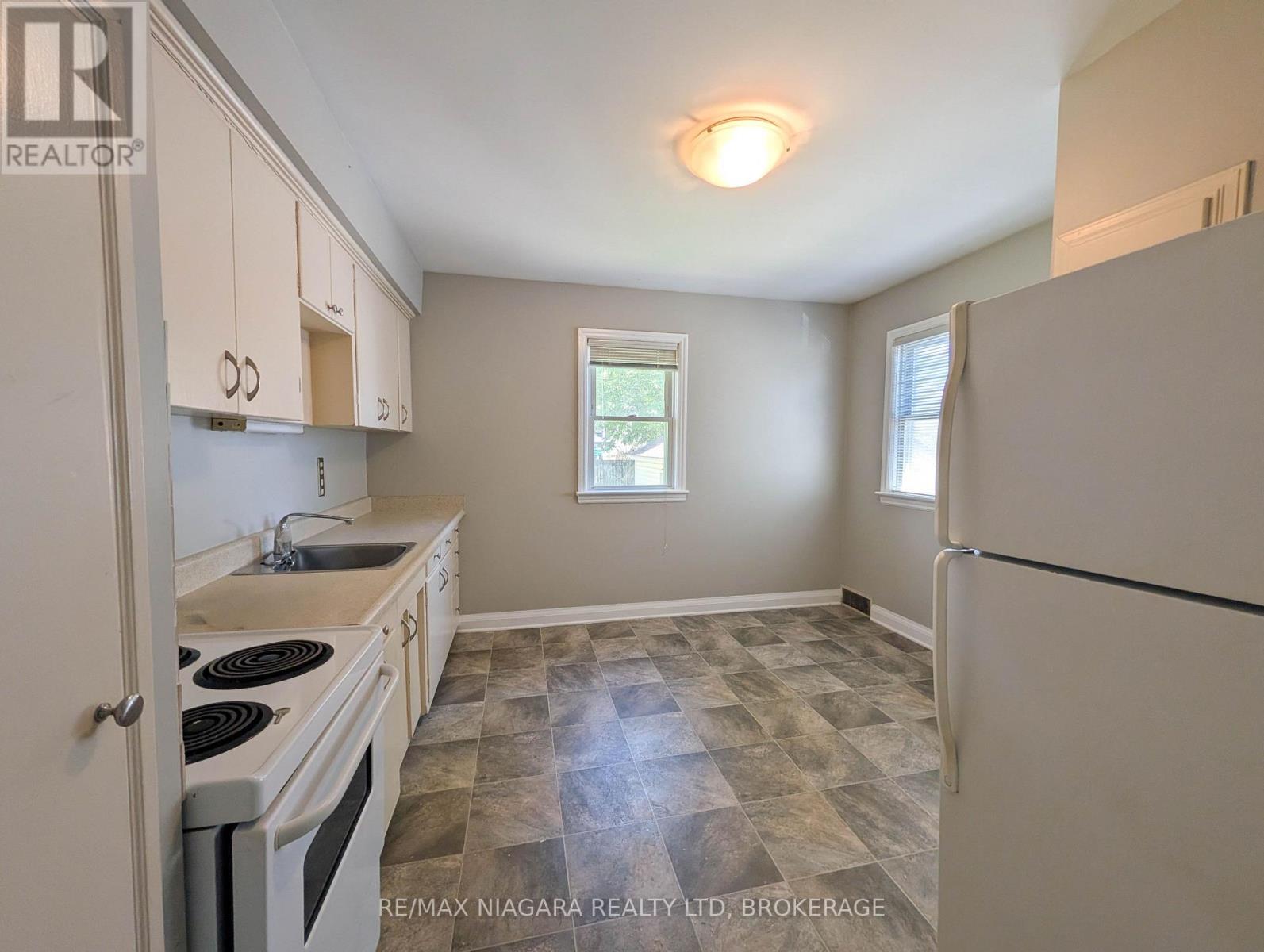 106 HAIG STREET, St. Catharines (Haig) — photo 2