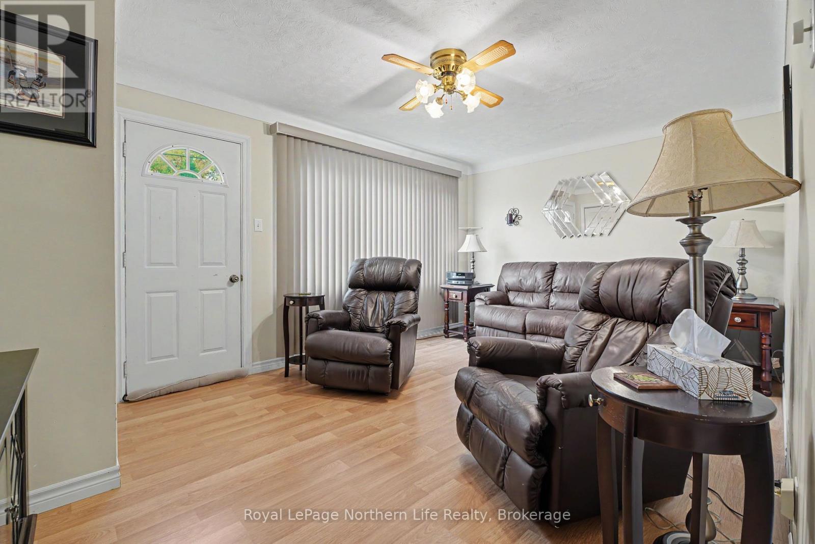 483 ABERDEEN AVENUE - 12