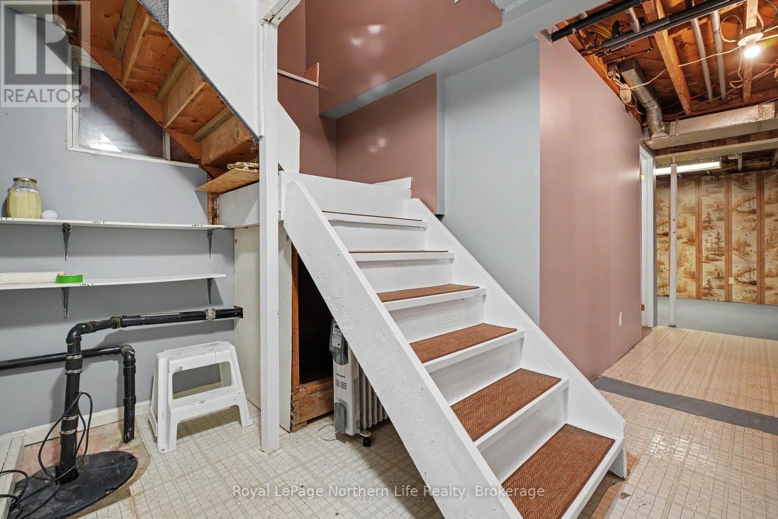 483 Aberdeen Avenue — photo 23