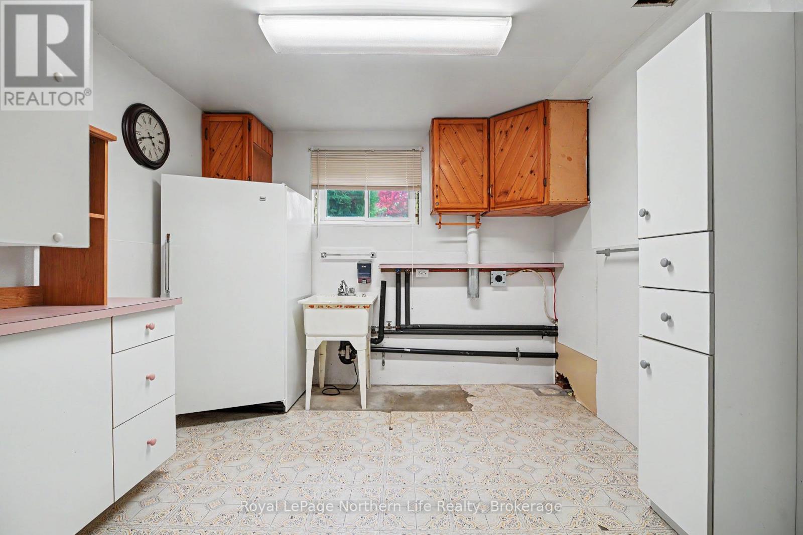 483 ABERDEEN AVENUE - 28