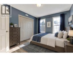 423, 103 Strathaven Drive - photo 18