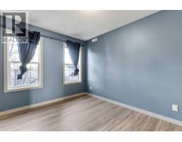 423, 103 Strathaven Drive - photo 23