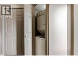 423, 103 Strathaven Drive - photo 26