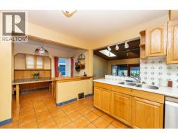 1881 Whyte Avenue, Vancouver, BC V6J1B1 Photo 12