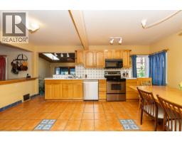 1881 Whyte Avenue, Vancouver, BC V6J1B1 Photo 15