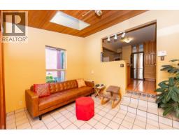 1881 Whyte Avenue, Vancouver, BC V6J1B1 Photo 17