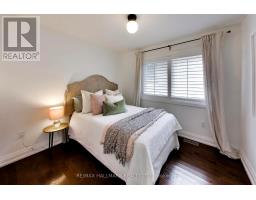 145b Bannockburn Avenue, Toronto, ON M5M2N4 Photo 15
