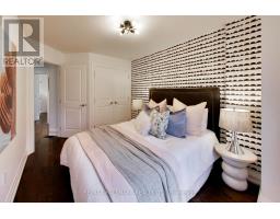 145b Bannockburn Avenue, Toronto, ON M5M2N4 Photo 14