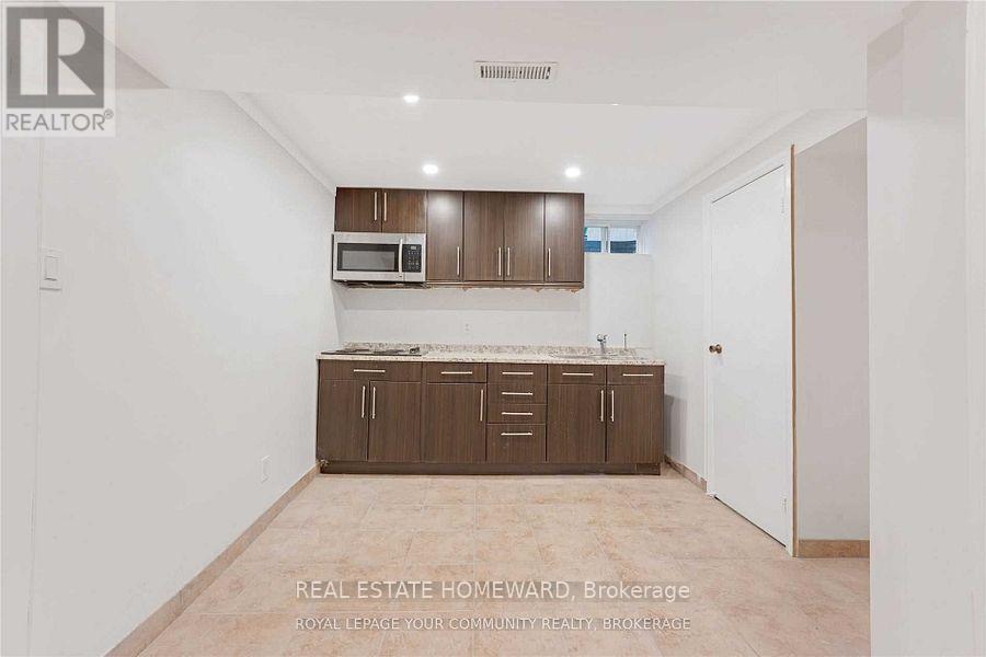 129 Castle Rock Drive — photo 31