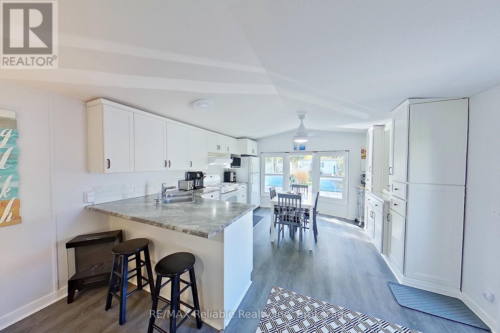66 Leisure Way — photo 14