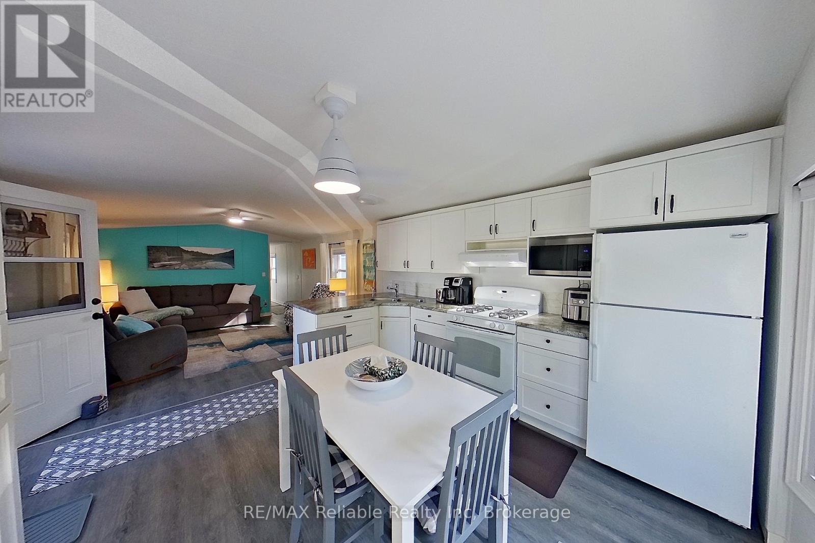 66 Leisure Way — photo 16