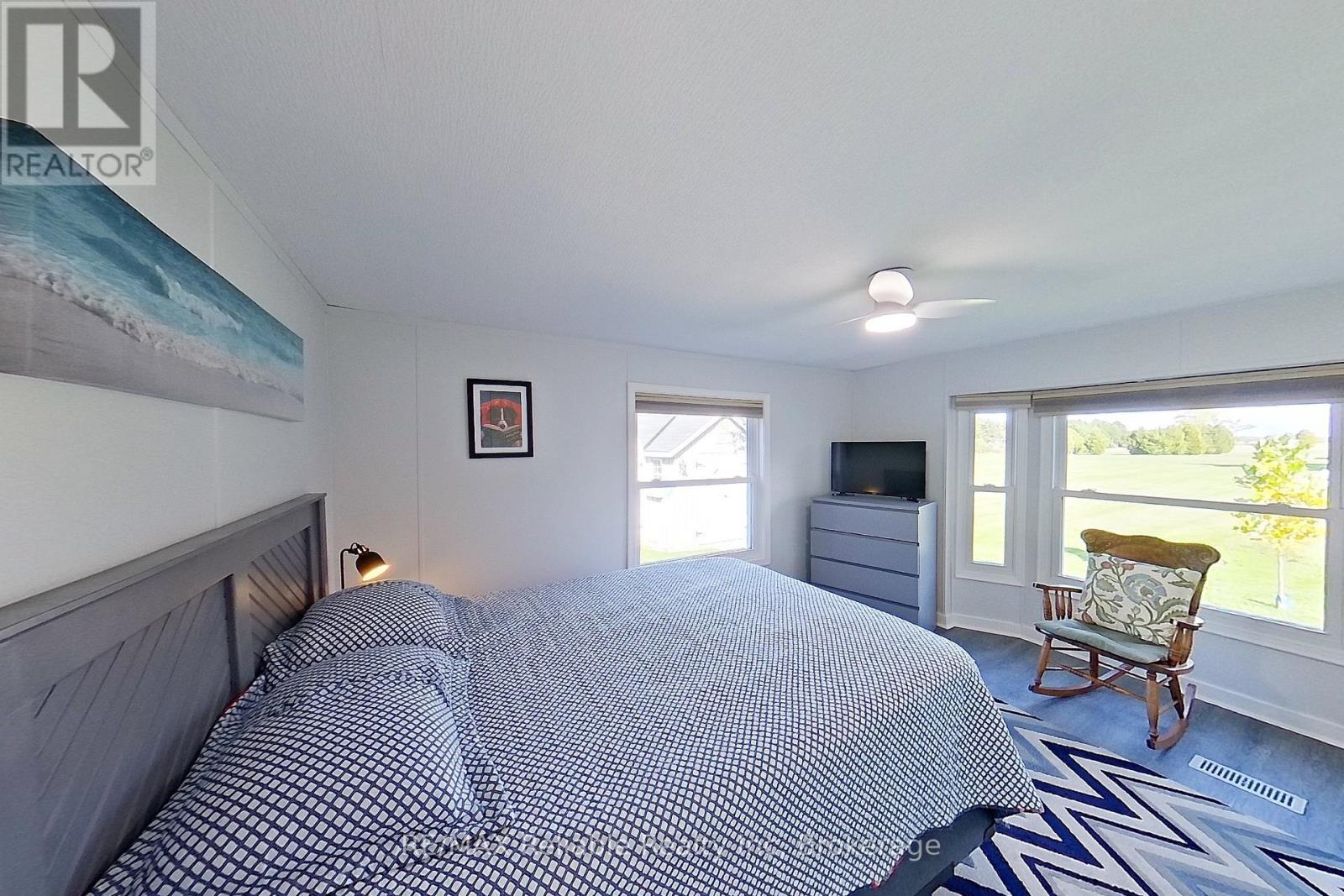 66 Leisure Way — photo 26
