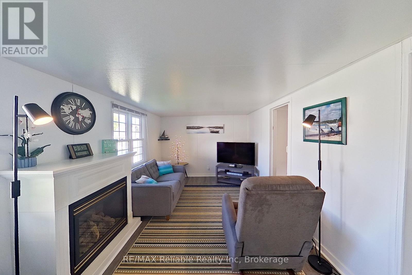 66 Leisure Way — photo 35