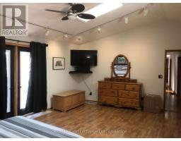 1073 8 Concession, Kincardine, ON N0G2T0 Photo 12