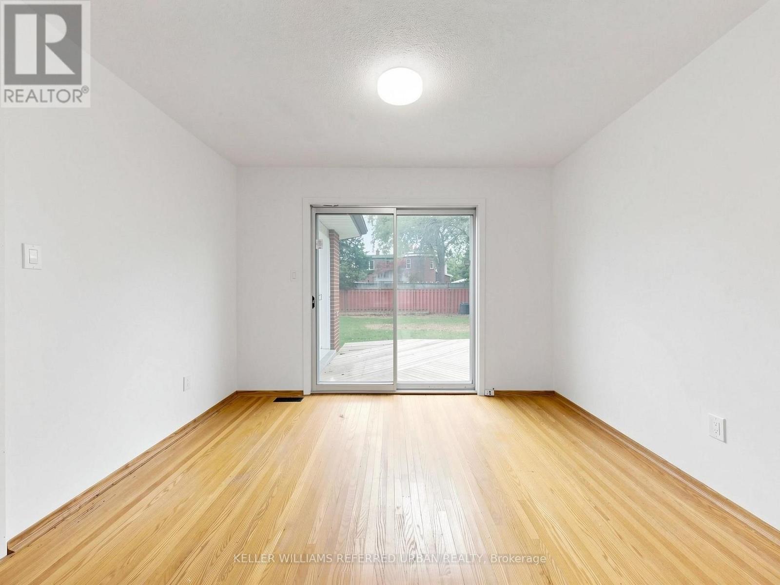 82 CROSSBOW CRESCENT - 22