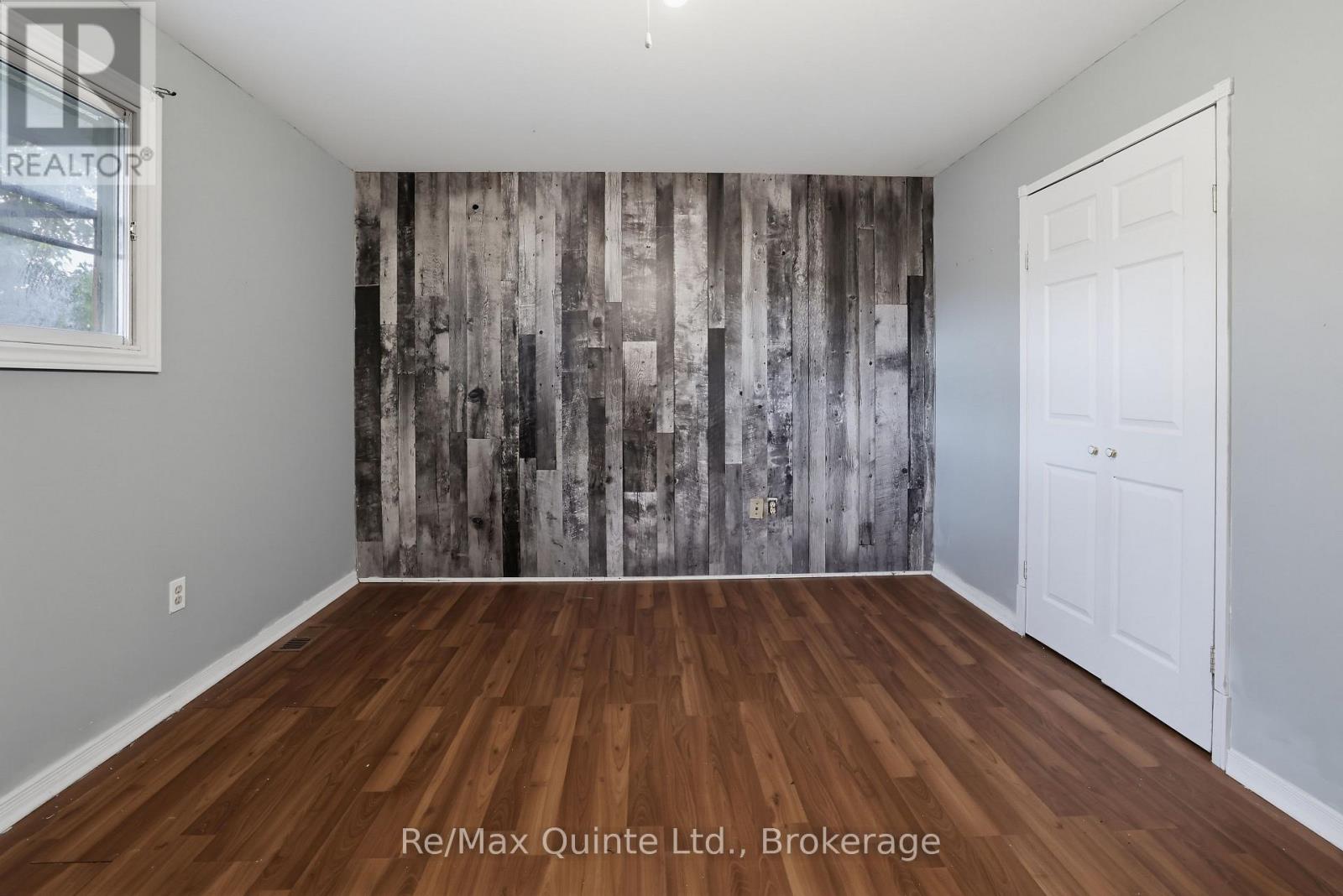 9 Mcfarland Drive, Belleville, ON photo 17