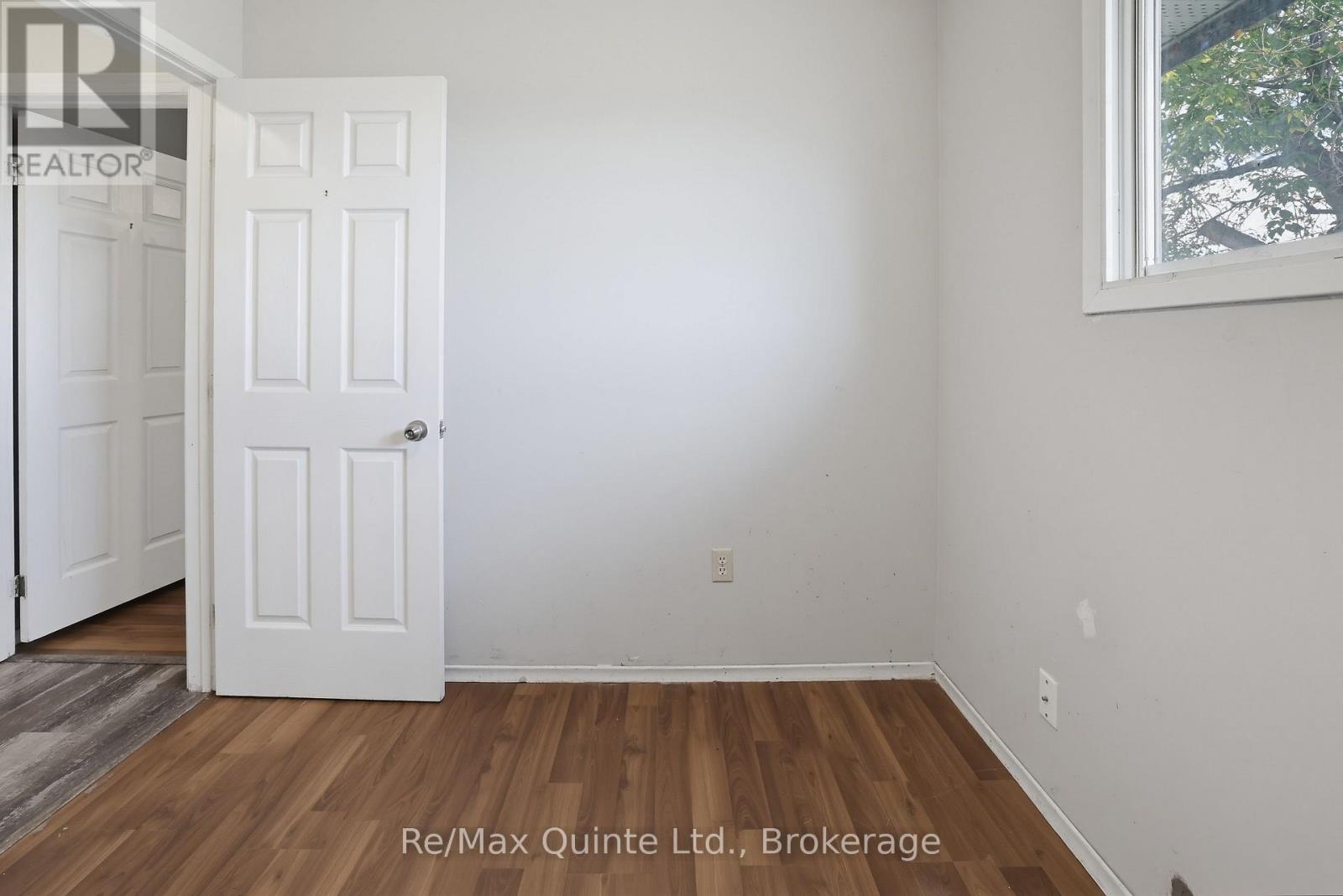 9 MCFARLAND DRIVE - 20