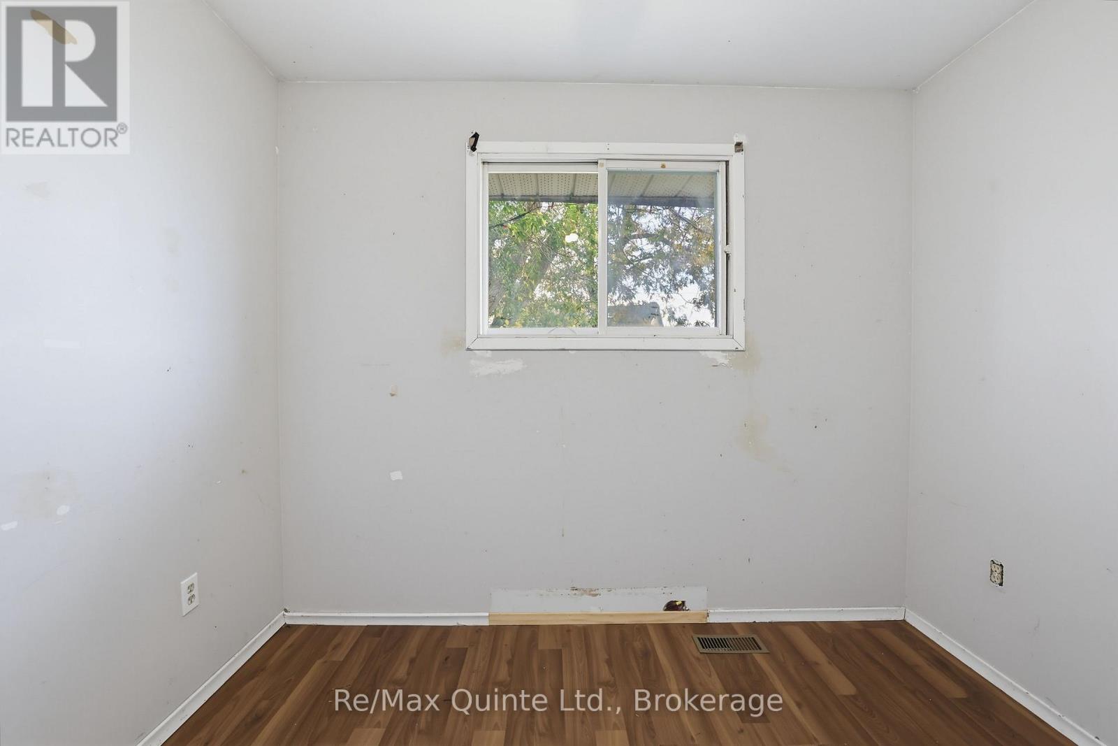 9 Mcfarland Drive, Belleville, ON photo 22