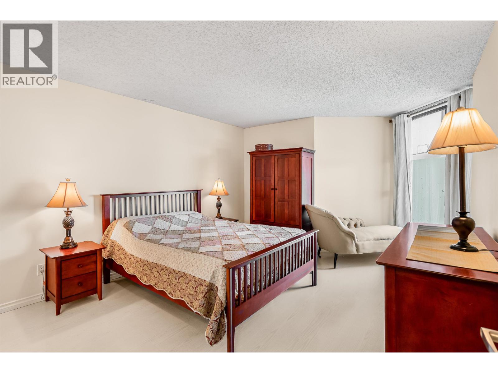 Photo of 1603 69 JAMIESON COURT 14