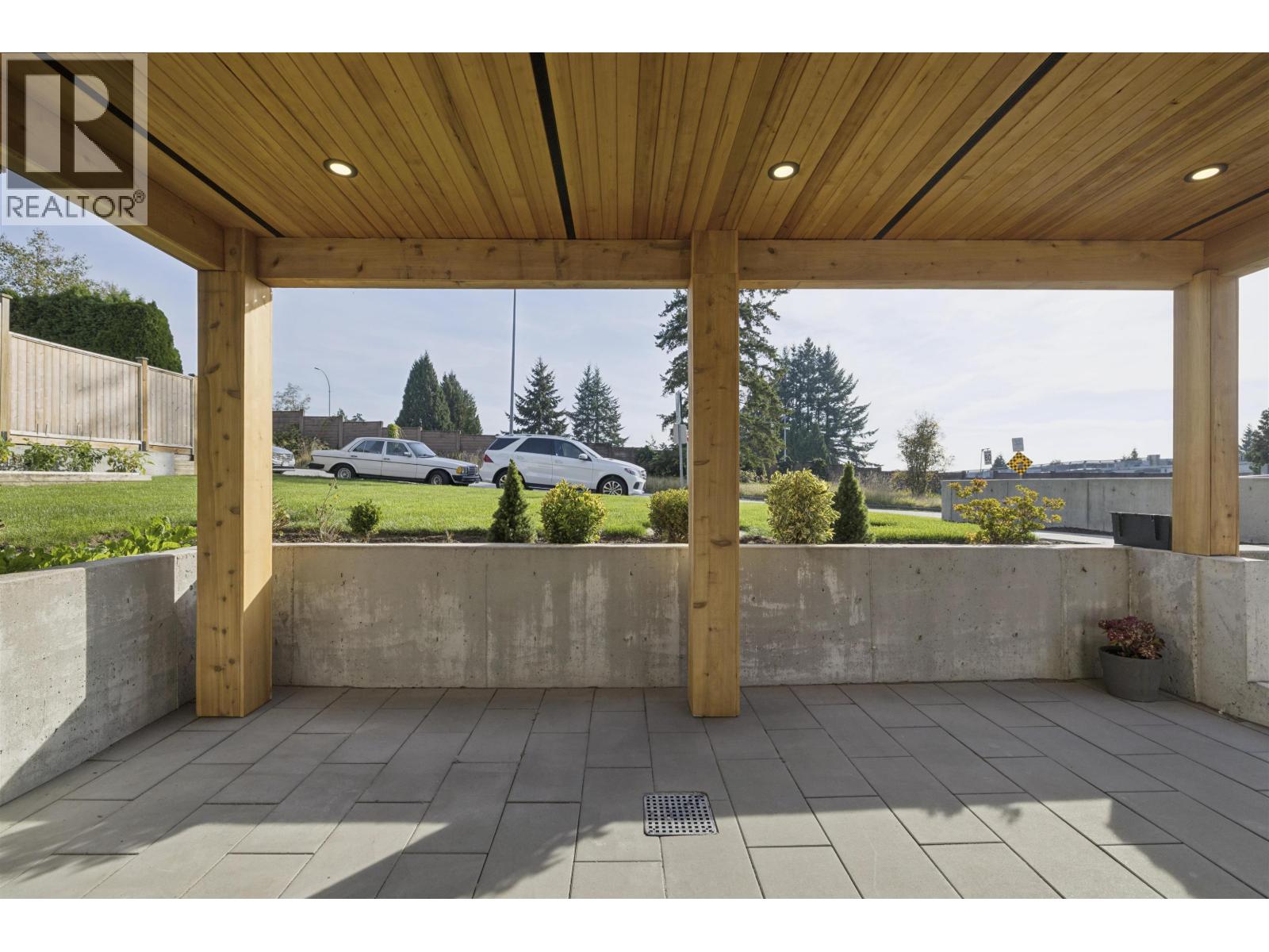 366 W 25TH STREET, North Vancouver - Image 1