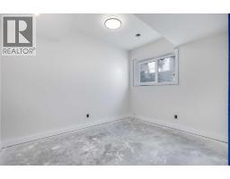 844 Hampshire Crescent NE - photo 34