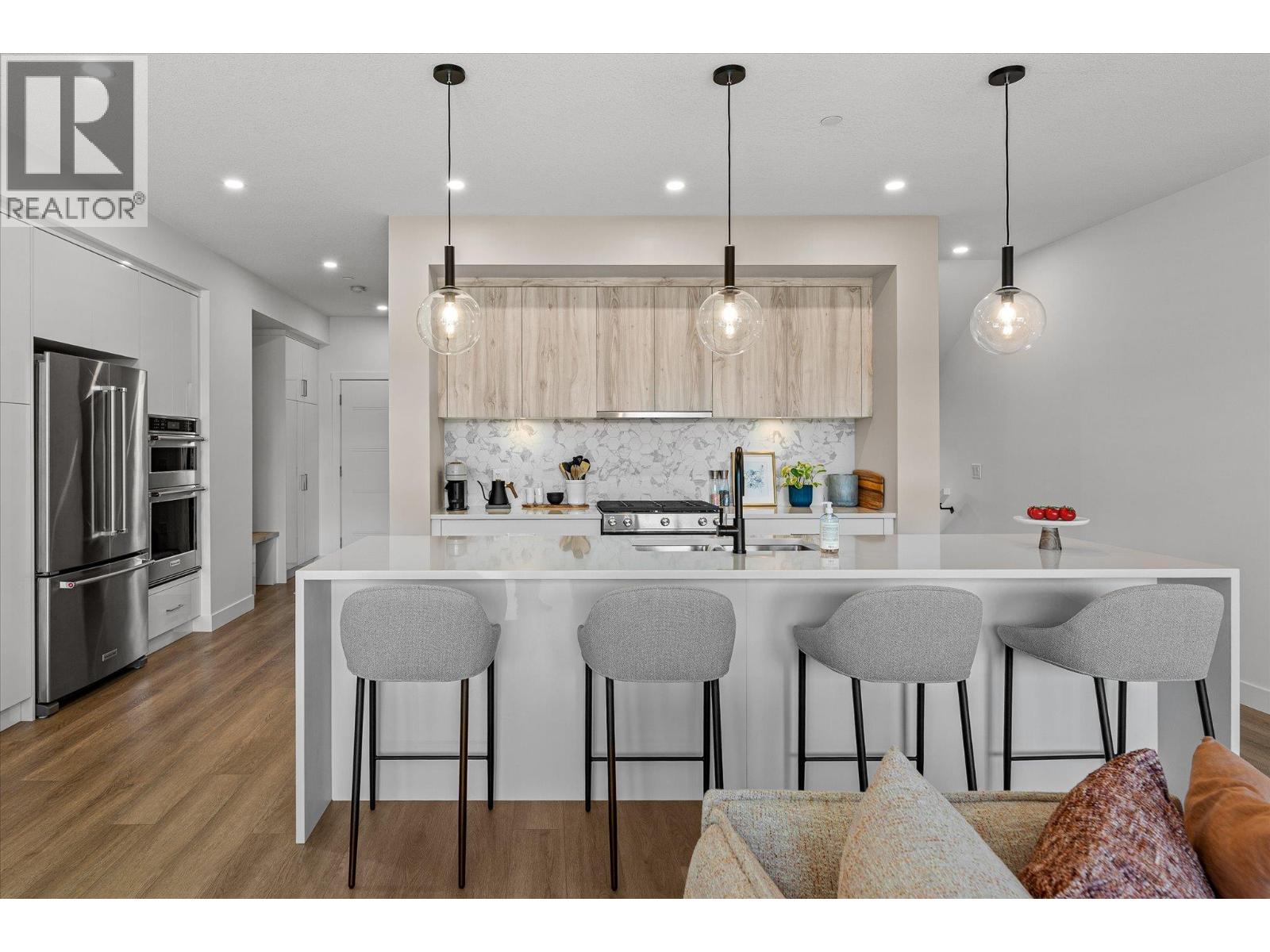 303 2735 SHANNON LAKE Road, West Kelowna