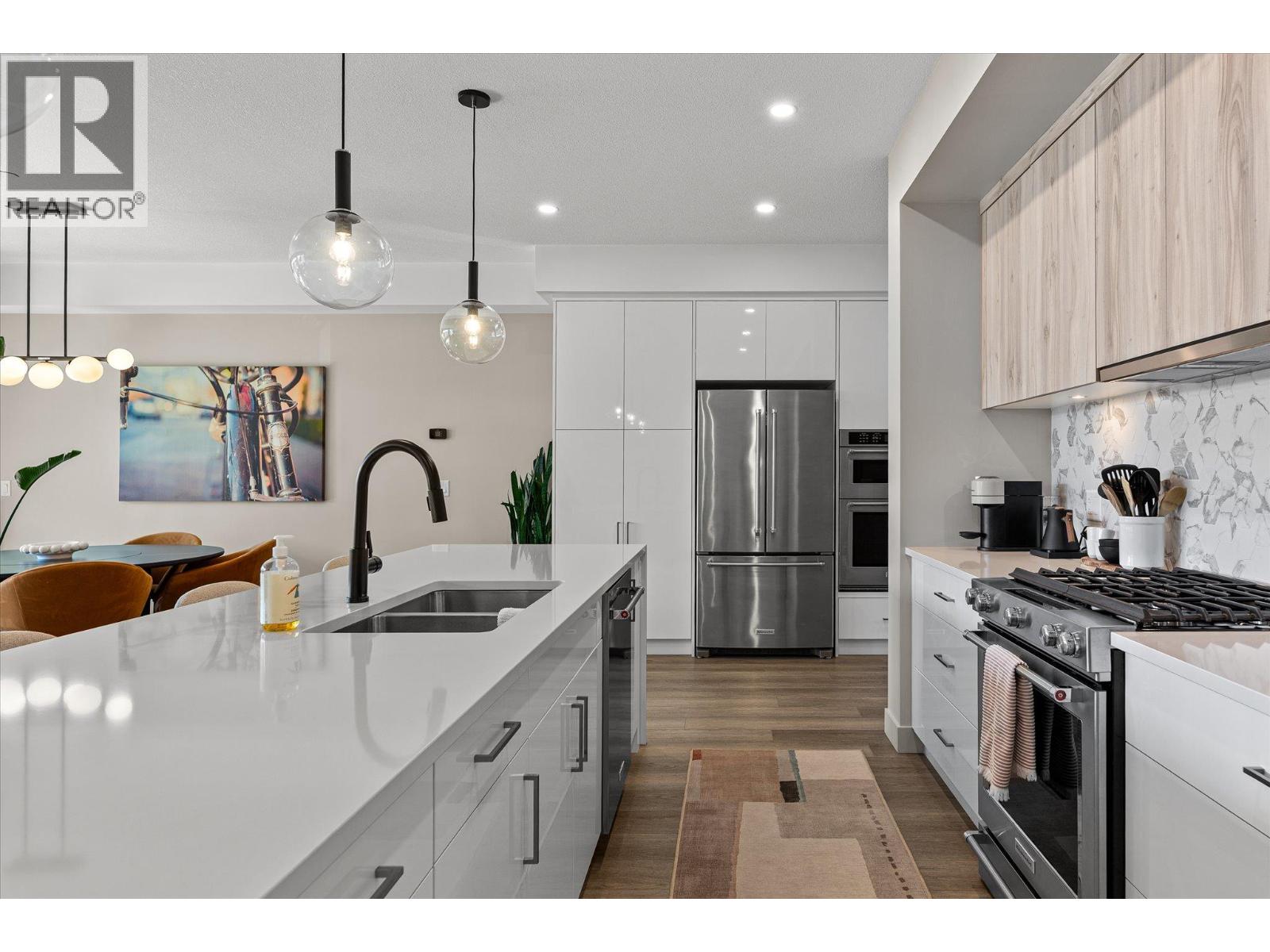 303 2735 SHANNON LAKE Road, West Kelowna