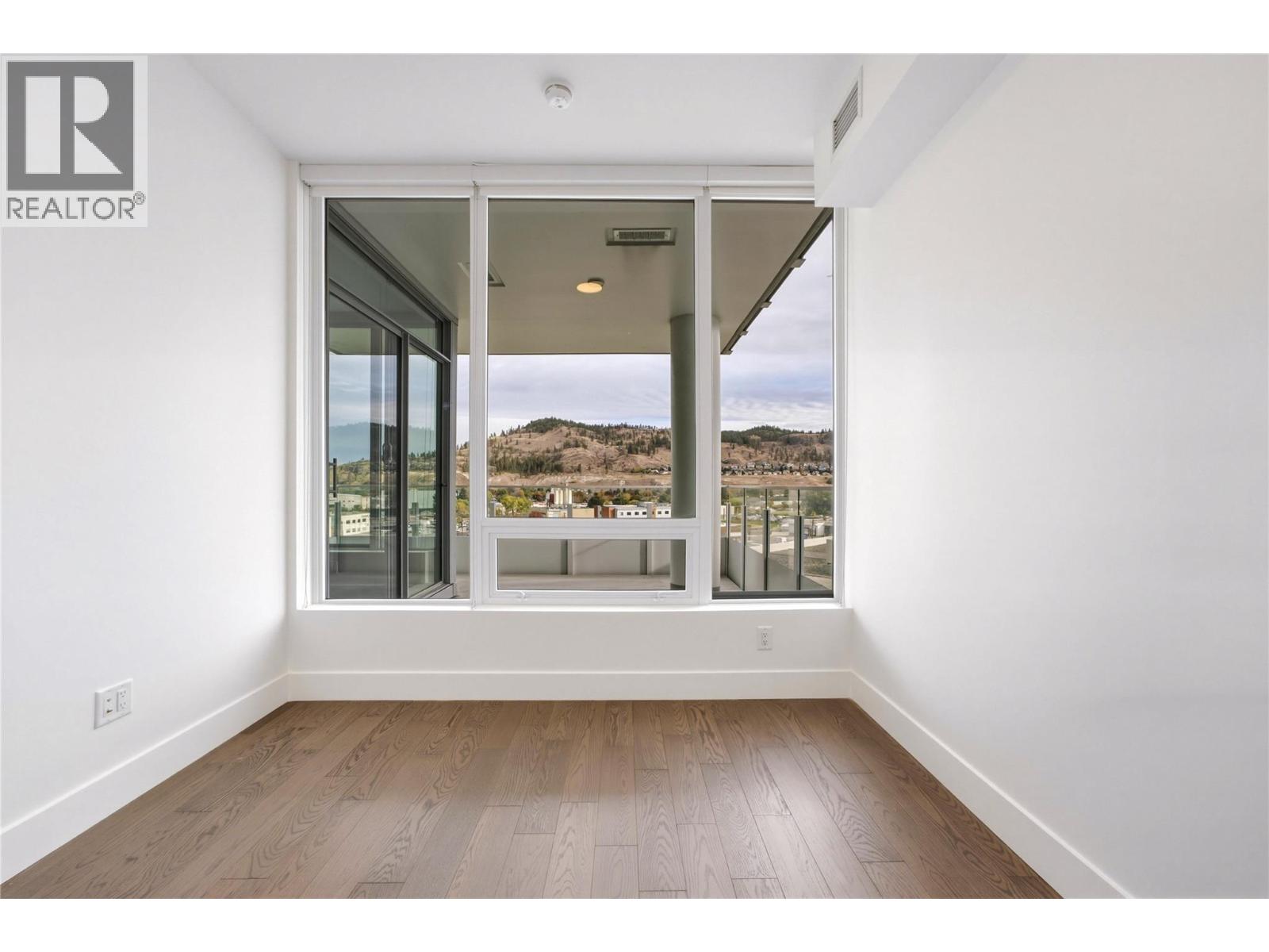 1181 Sunset Drive Unit# 701, Kelowna